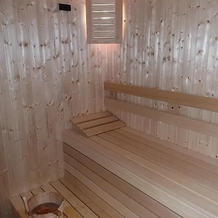 там край реката Къща за гости *