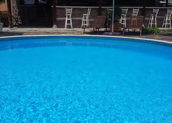 там край реката Къща за гости Slivek